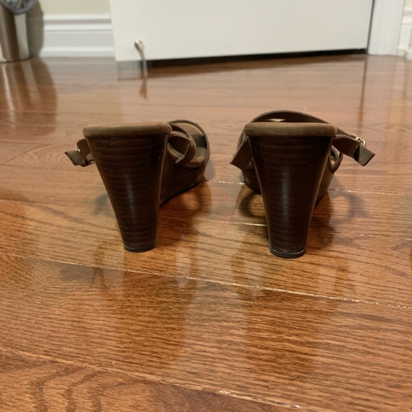 Ugg Wedges - Picture 3 of 3